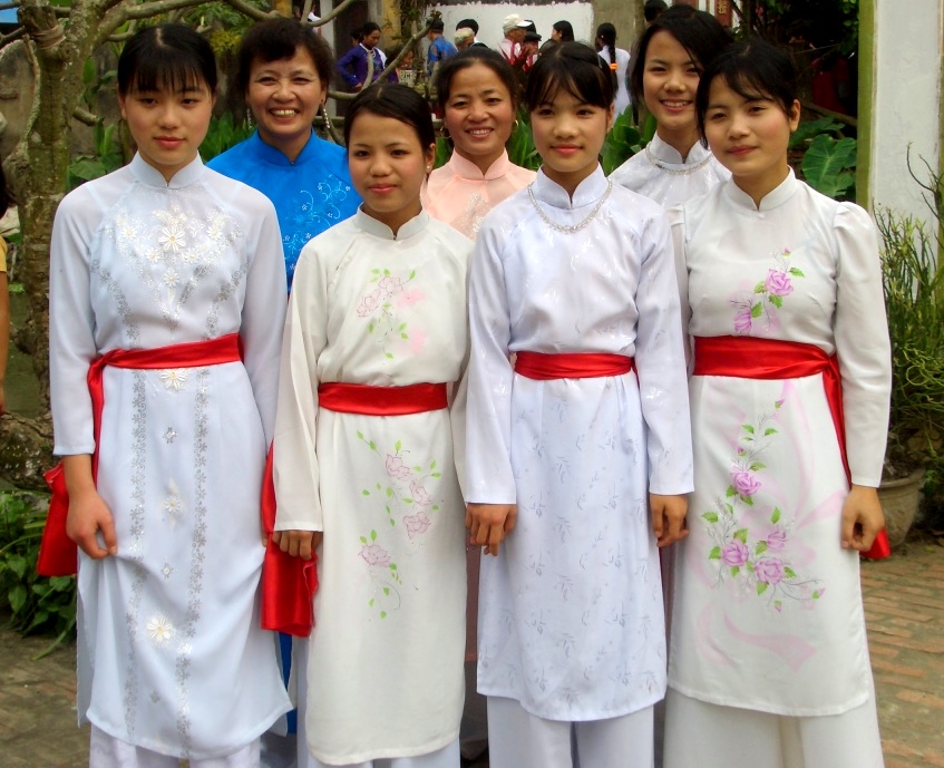 Journée de la femme Asie du Sud-est vietnam courage femmes women travailleuses Un groupe de femmes au Nord Vietnam