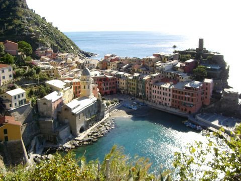 Un de ces villages de Cinque Terre entre ciel et mer (Italie)