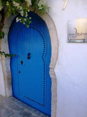 La petite porte d'entrée de Dar Bibine une toute petite maison d'hôtes à Djerba Tunisie Djerba Dar Bibine une toute petite maison d'hôtes à Djerba