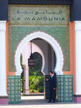 Maroc La porte d'entrée de La Mamounia à Marrakech