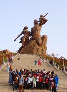 Le monument de "la renaissance africaine" à Dakar Le monument de "la renaissance africaine" à Dakar