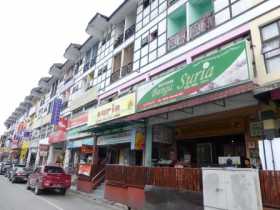 Tanah Ratah : la grande rue sans charme Tanah Ratah : la grande rue sans charme