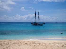  mer émeraude et ciel azur, le quotidien de Saint-Martin aux Caraïbes françaises (Antilles)