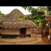 Embedded thumbnail for En Guinée, au coeur du Fouta Djalon, Doucki et ses environs. 