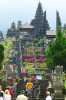 Indonésie Bali temple hindouisme temple mère Besakih pèlerinage Le temple-mère de Besakih, comme un grand jardin fleuri