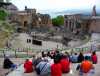 Méditerranée Italie Sicile Taormine Théâtre grec romain amphithéâtre gradins Comme au spectacle il y a 2400 ans 
